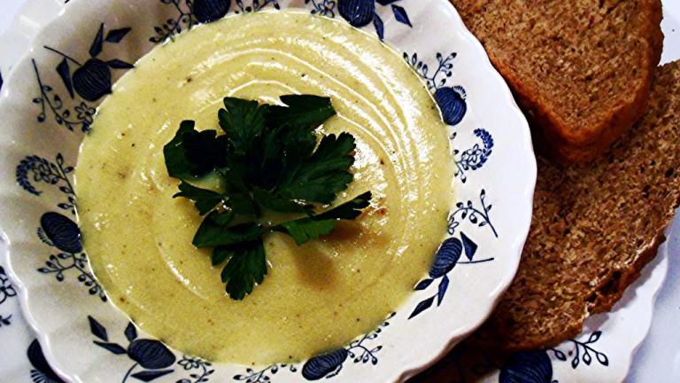 Cauliflower Soup (Blomkaalssuppe) Created by pammyowl