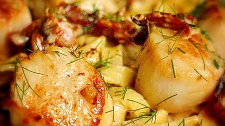 Pan-Seared Scallops With Herb Butter Sauce created by InspirationsFC