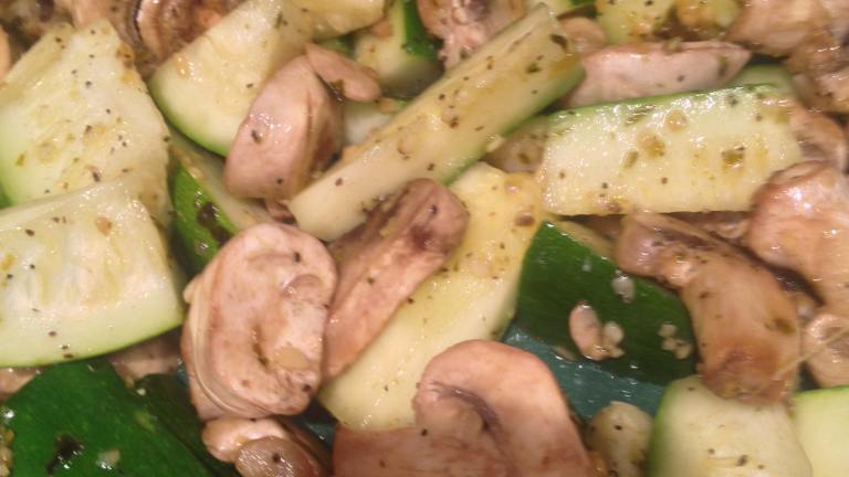 Hibachi Noodles & Mushrooms & Zucchini created by Parkers Mom