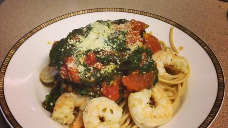 Healthy Garlic Shrimp Pasta created by Islandlife