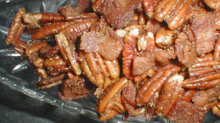 Ellie's Roasted Bacon Pecans Created by GeeWhiz