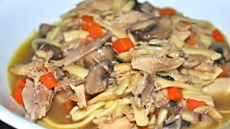 A Yummy Chicken Noodle Soup (8-Qt. Pressure Cooker) Created by KateL