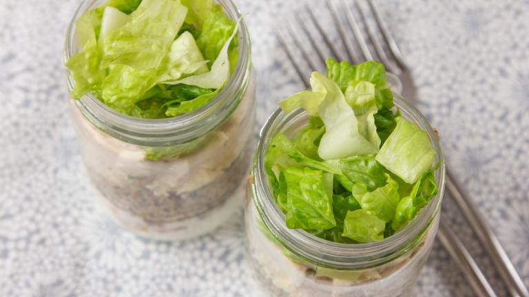 Burrito Bowl Mason Jar Salad Created by anniesnomsblog