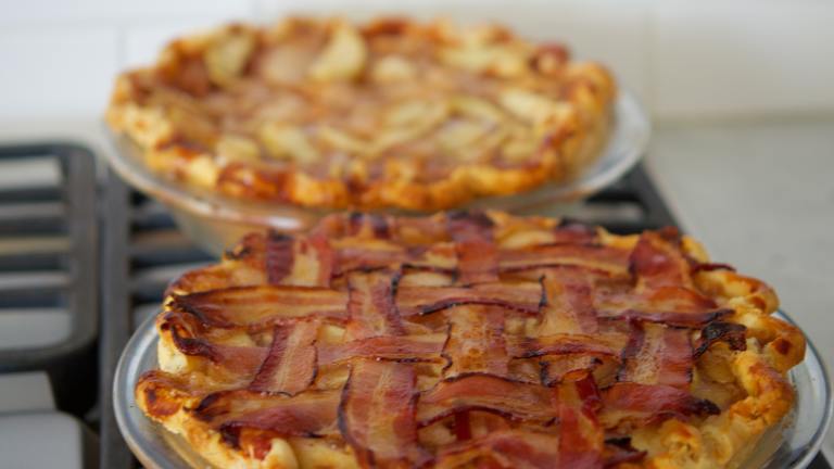 bacon lattice apple pie