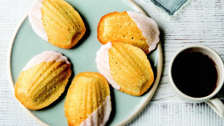 Glazed Eggnog Madeleines from Holiday Cookies created by Food.com