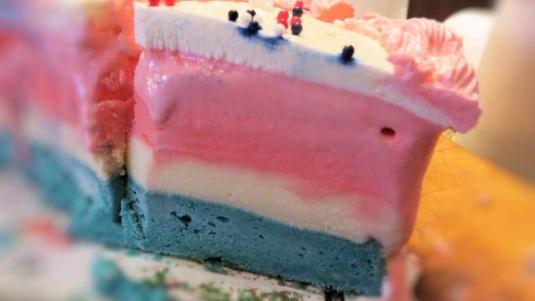 Red, White and Blue Ice Cream Cake With Whipped Cream Frosting Created by Bonnie G 2