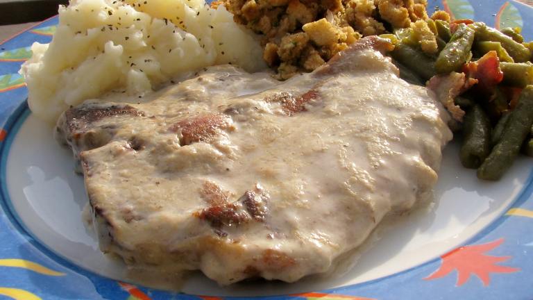 Pork Chops With Quick Mushroom Gravy Created by lazyme