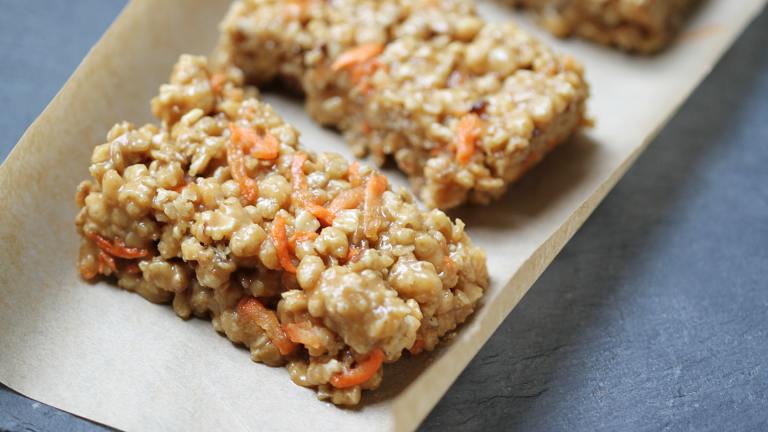 Easy Granola Bars Created by Swirling F.