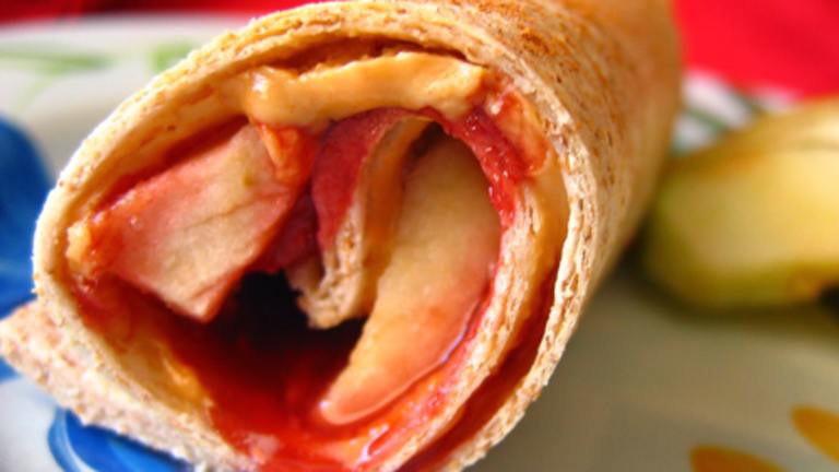 Peanut Butter, Jelly & Apple Roll-Ups created by LUv 2 BaKE
