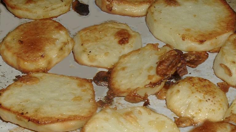 Garlic Roasted Potatoes Created by Bergy