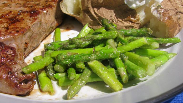 Simple Stir-Fried Asparagus Created by lazyme