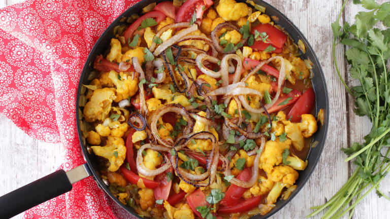 Cauliflower and Tomato Curry created by DeliciousAsItLooks