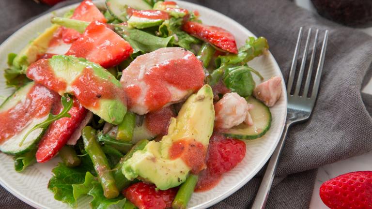 Chicken and Asparagus Salad with Strawberry Dressing Created by anniesnomsblog