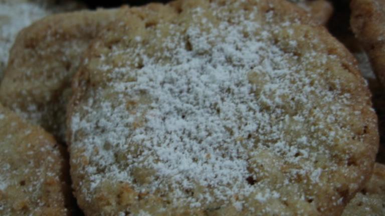 Thin and Crisp Powdered Oatmeal Cookies created by Marlene.