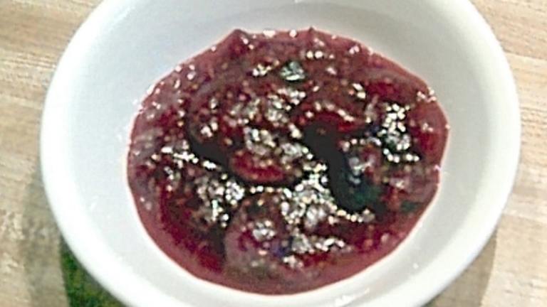 star anise cranberry sauce created by Cindy Lynn