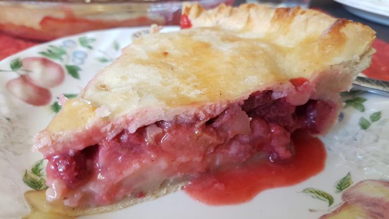 Strawberry-Rhubarb Pie Created by Theresa D.