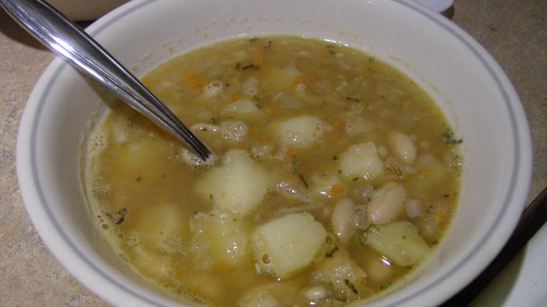 Mediterranean White Bean Soup Created by mMadness97