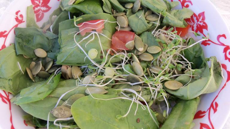 Spinach and Pumpkin Seed Salad created by AZPARZYCH