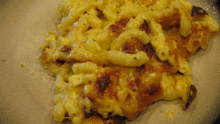 Creamy Baked Macaroni And Cheese Created by V.A.718