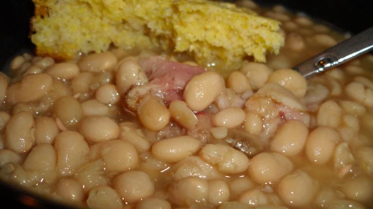 White Bean Soup with Ham Created by tamalita
