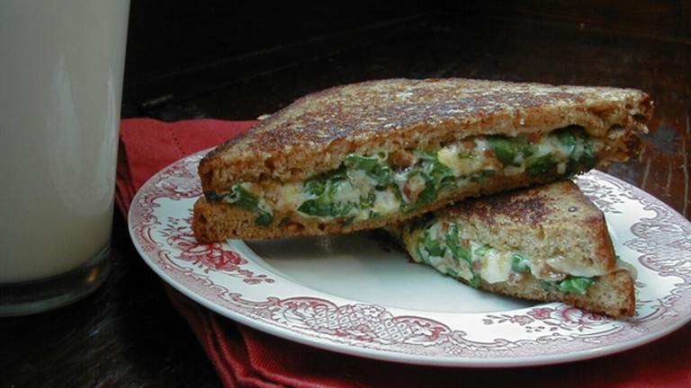 Spinach & Cheese Grilled Sandwich created by Ms B.