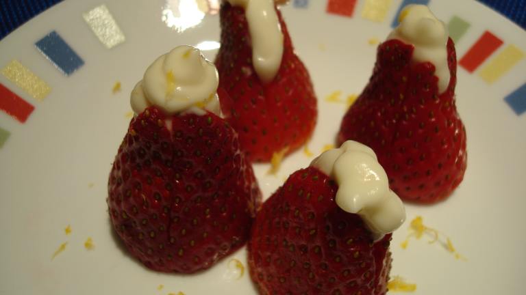 Lemon Cream Strawberries created by Starrynews