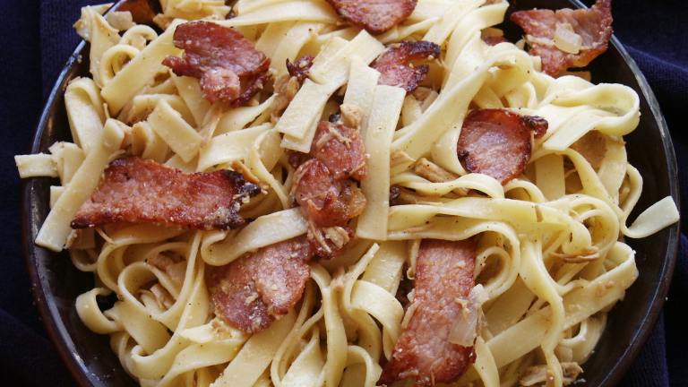 Linguine With Bacon and Onions Created by kiwidutch