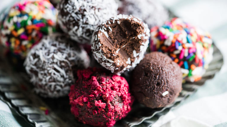 Chocolate Truffles in a Flash Created by alenafoodphoto