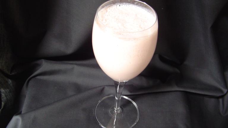 Low-Sugar, Low-Carb, Delicious Strawberry Shake Created by CountryLady