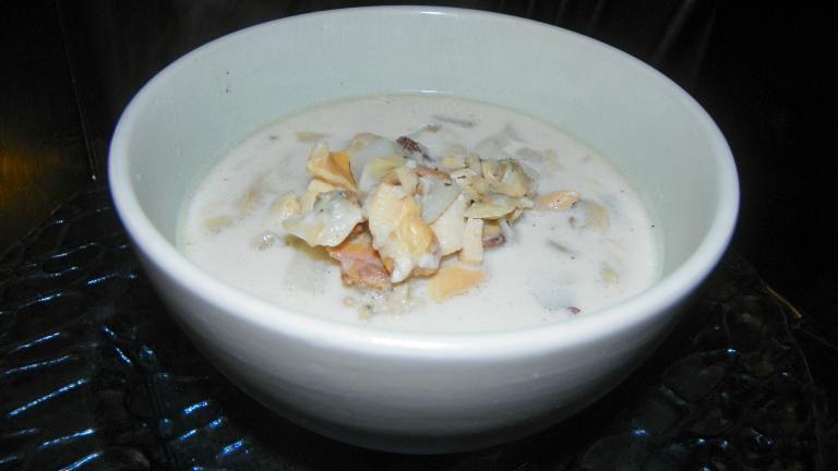New England Easy Clam Chowder Created by Baby Kato