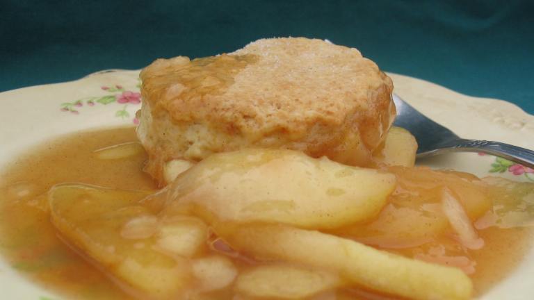Apple Cobbler With Sweet Biscuit Crust Created by Charmie777