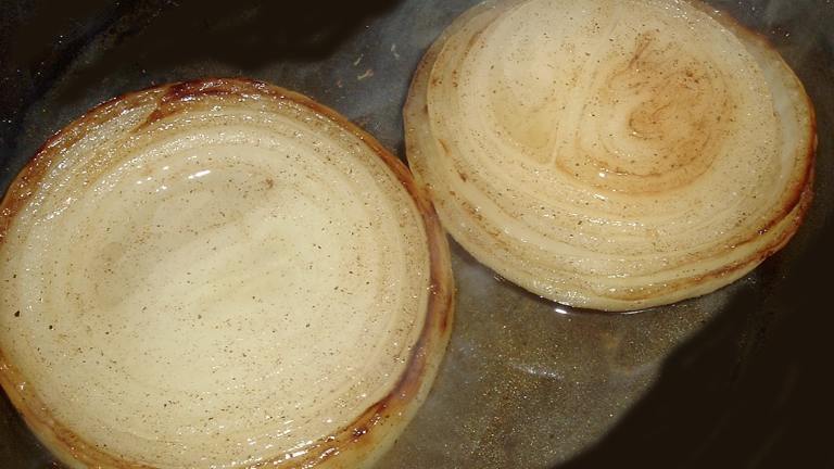 Braised Onion Slices Created by Bergy