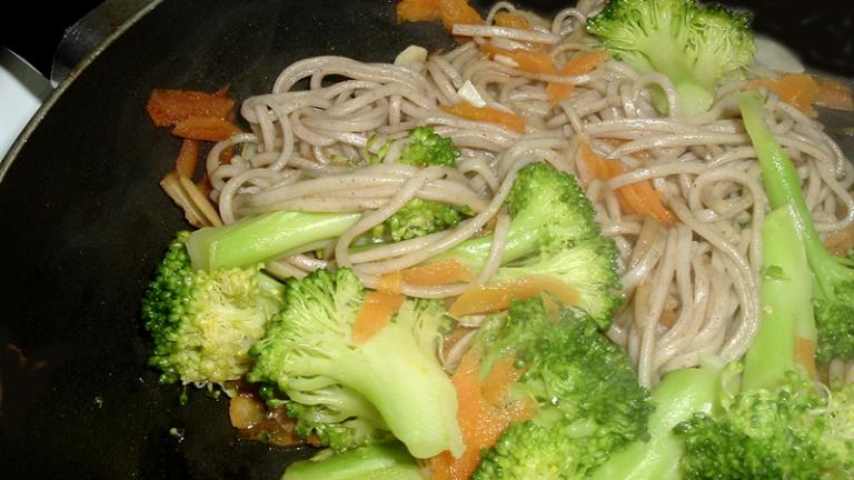 Broccoli and Soba Noodles created by Bergy