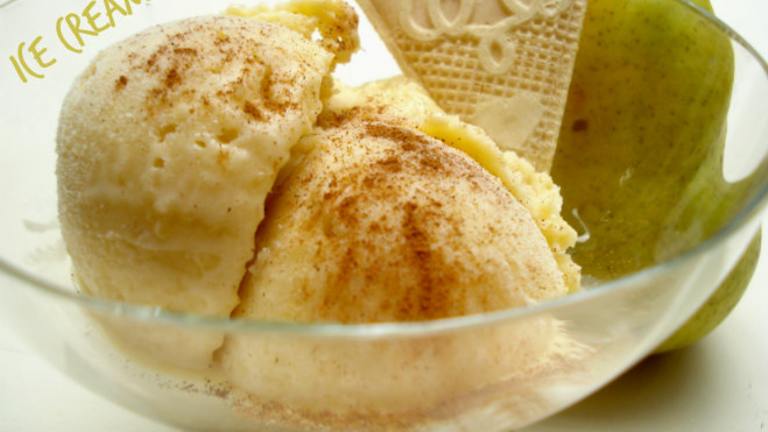 Pear and Amaretto Ice Cream Created by Laka 