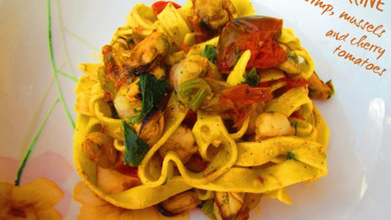 Fettuccine With Shrimp, Mussels and Cherry Tomatoes created by Laka 
