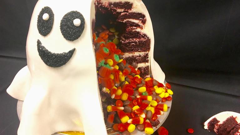 Ghost-Busted Piñata Cake created by Zac Young