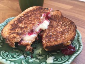 Roasted Cranberry & Brie Grilled Cheese Sandwich