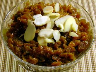 Gajar Halva (Carrot Pudding  -  an Indian Dessert)