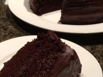 Old Fashioned Chocolate Cake With Glossy Chocolate Icing