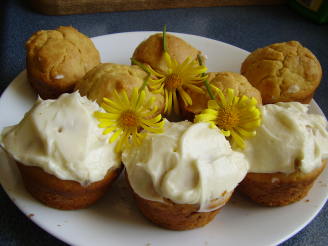 Yellow Sour Cream Cupcakes