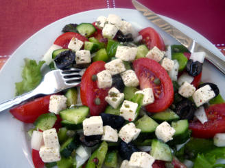 Xoriatiki (Greek "Village" Salad)