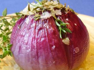Roasted Red Onions With Thyme and Butter