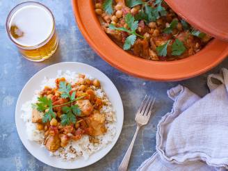 Easy Crock Pot Moroccan Chicken, Chickpea and Apricot Tagine