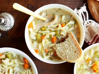 Lazy Slow Cooker Creamy Chicken Noodle Soup