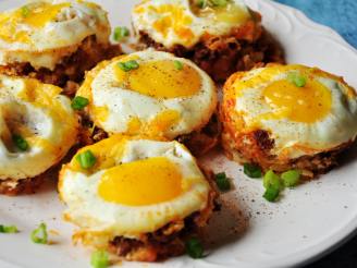 Tater Tot Cups With Cheese and Eggs