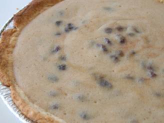 Mock Sour Cream Raisin Pie
