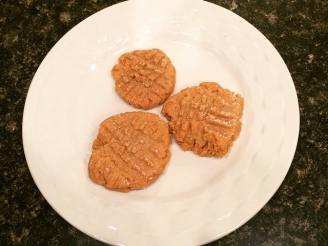 Sugarless Flourless Peanut Butter Cookies