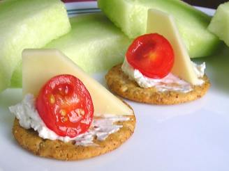 Emily's Cheese and Tomato Cracker Appetizer
