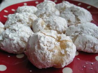 Almond Snowballs