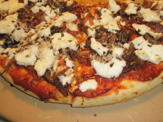 Caramelized Onion and Goat Cheese Pizza